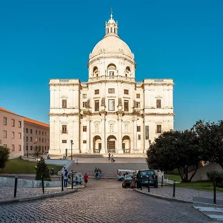 Saudade Alfama Ii Апартаменты *